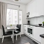 Apartman Large And Fully Equipped In Location *